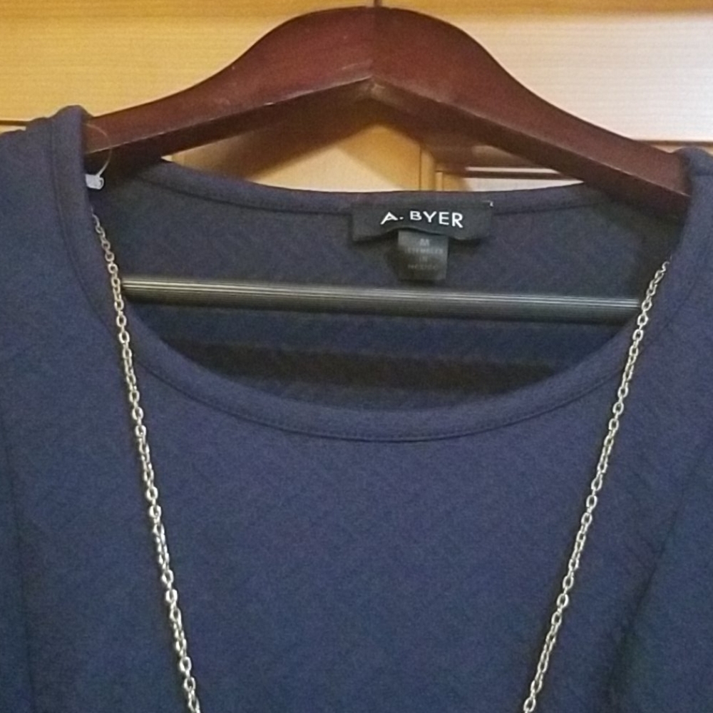 Top - Picture 3 of 6